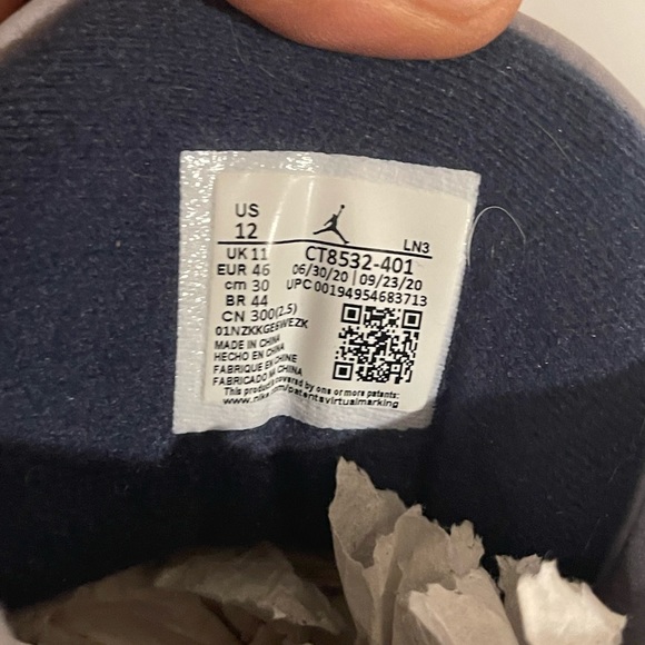 Jordan’s 3 - Picture 2 of 3